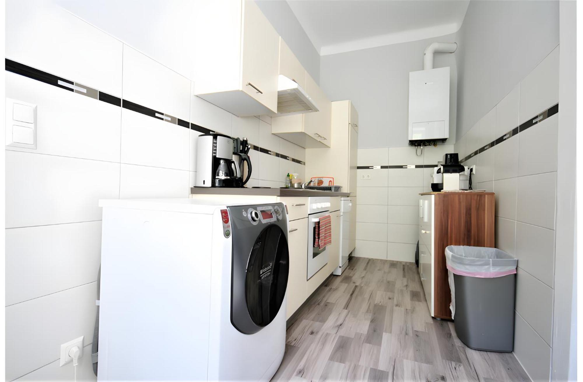 Modern Flat With 2 Rooms, Close To Schoenbrunn فيينا المظهر الخارجي الصورة