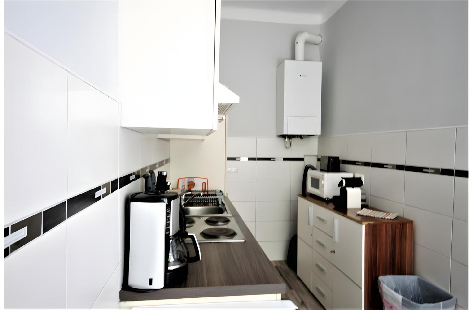 Modern Flat With 2 Rooms, Close To Schoenbrunn فيينا المظهر الخارجي الصورة